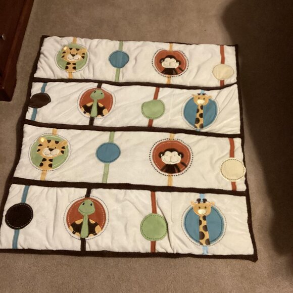 Handmade Baby Crib Bedding Quilt Blanket Comforter Jungle Animals - Picture 1 of 3